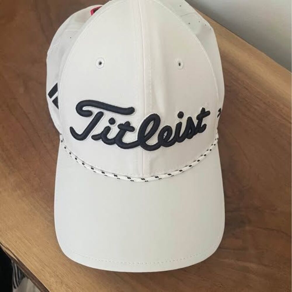 Titleist Players Breezer Tour FJ PRO V1 Adjustable Breathable Rope Golf Hat